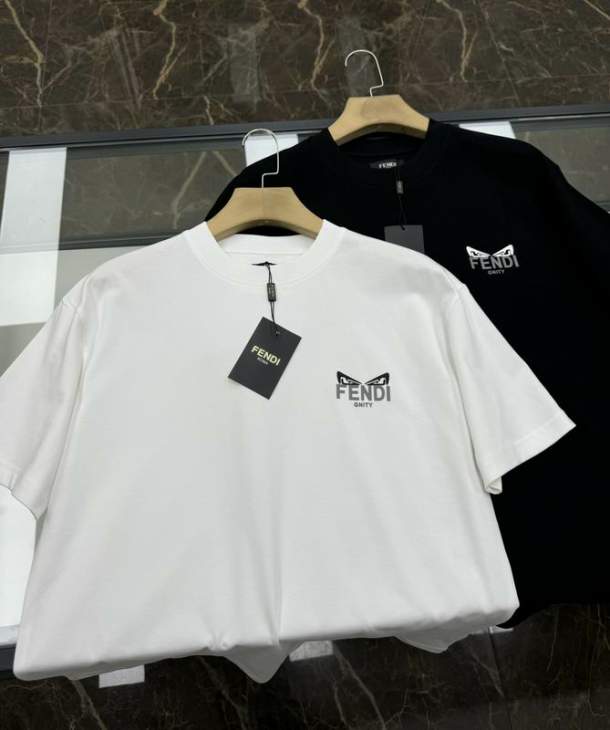 Picture of Fendi T Shirts Short _SKUFendiXS-Lfxtx0313838